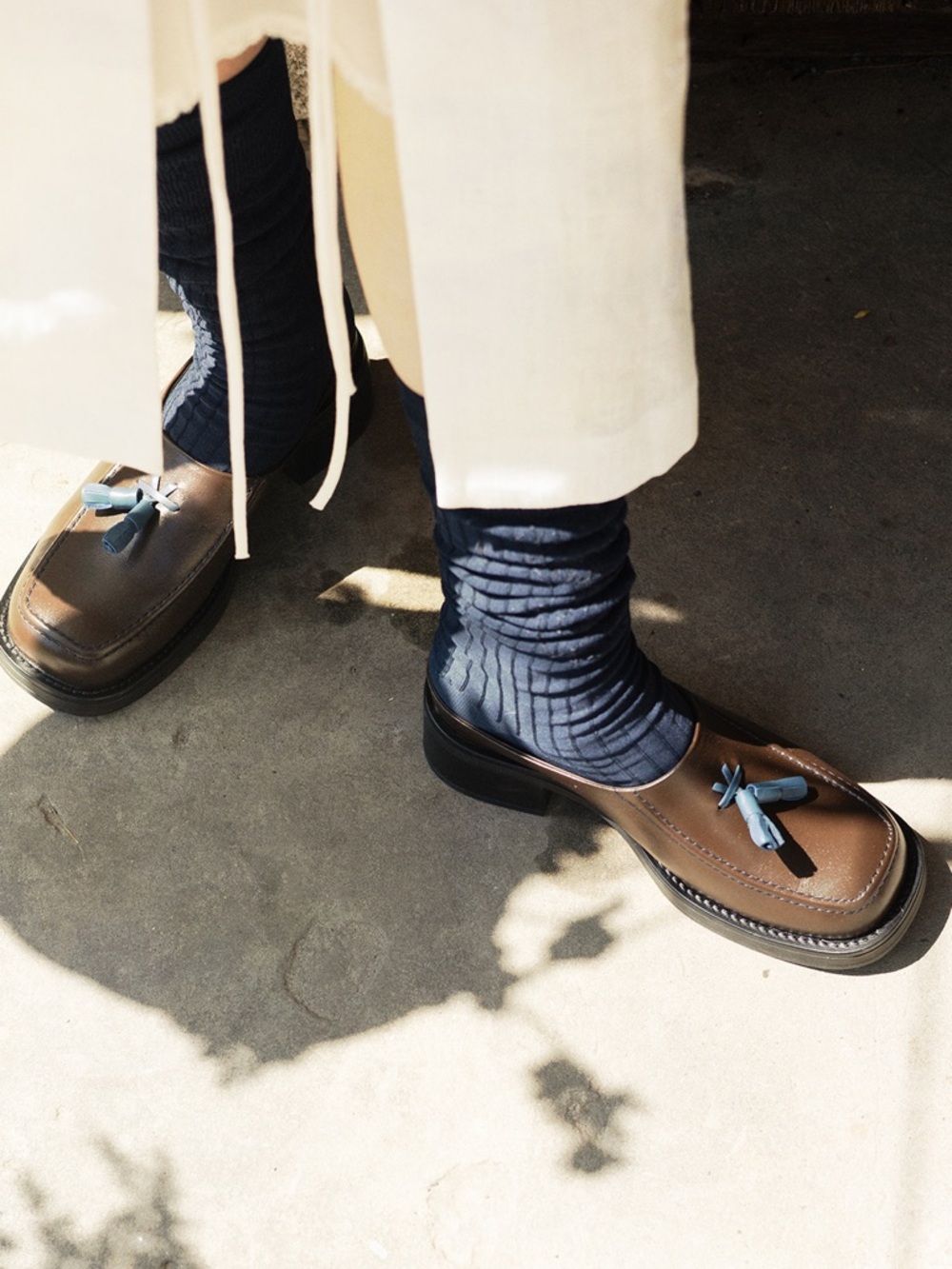 Brown Leather Tassel Mules Loafers with Blue Accent